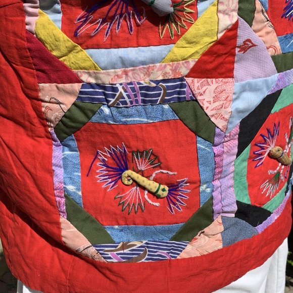 Women's Vest - Picture 10 of 16